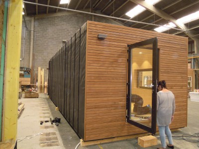Een modulair bijgebouw in houtskeletbouw