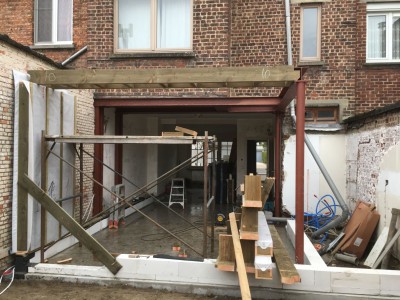 Aanbouw bijgebouw in houtskeletbouw in Gentbrugge